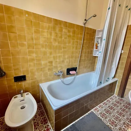 Apartamento Petit Bijou A Finale Ligure